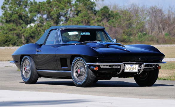 Black 'n Blue 1967 Corvette Convertible Sells for $610,000 at Mecum's Indy Auction