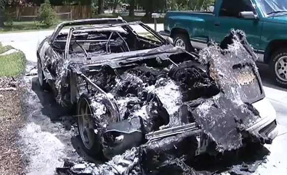 [VIDEO] Jacksonville Arsonist Targets a C4 Corvette