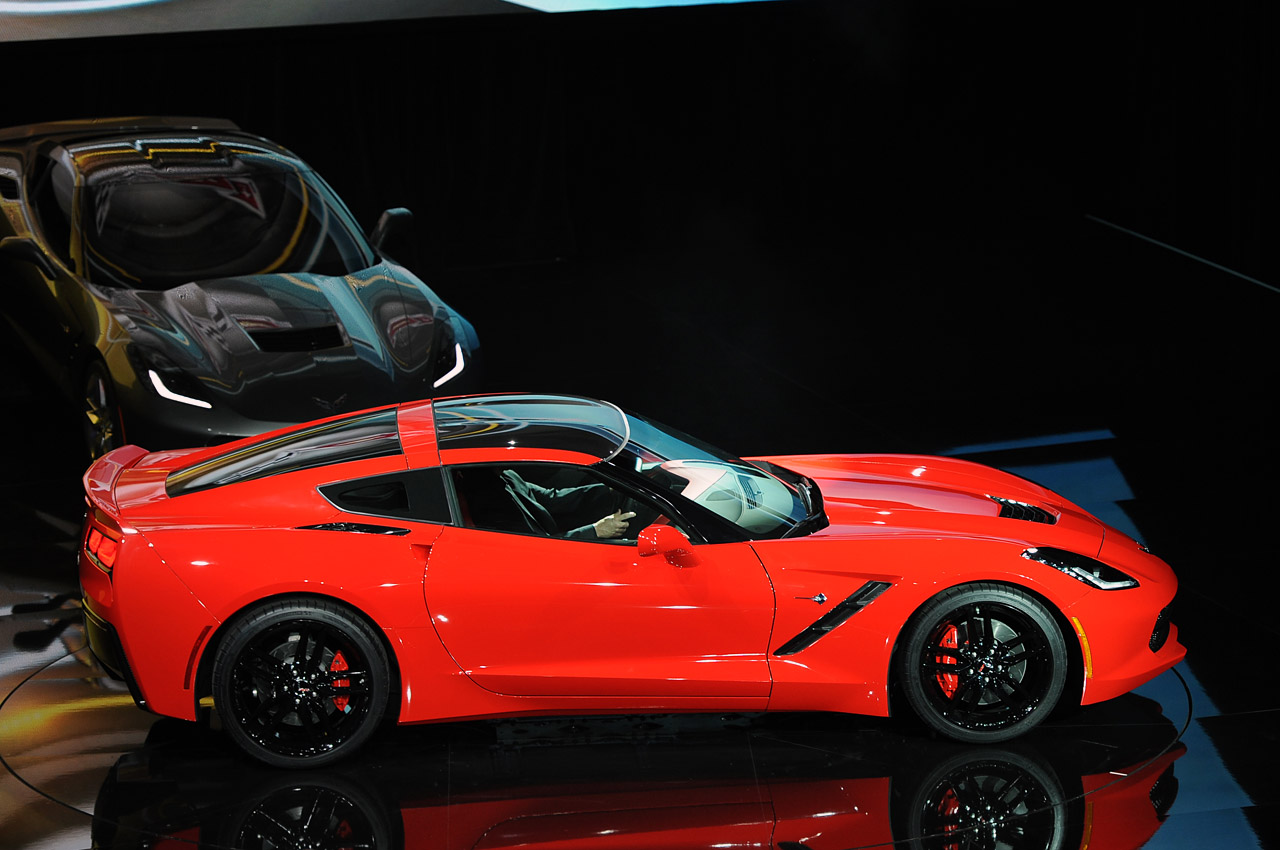 07-2014-chevrolet-corvette-reveal.jpg