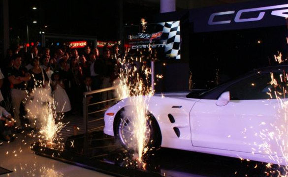 [VIDEO] 2013 60th Anniversary Corvette ZR1 Unveiled in Mexico