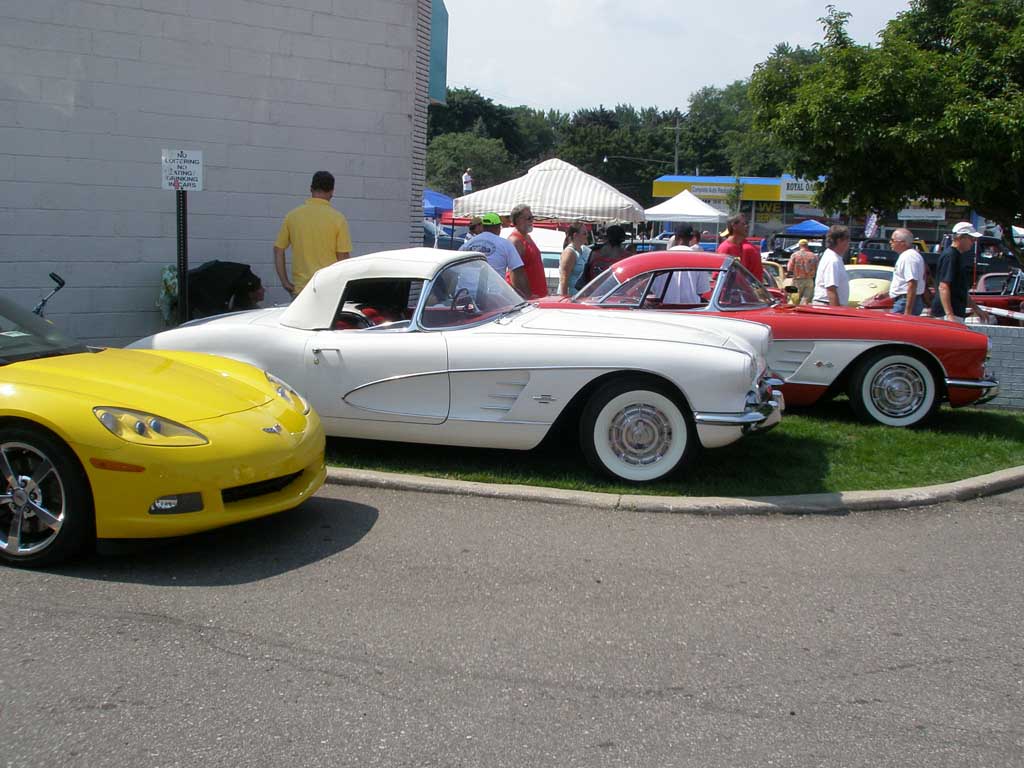 [PICS] The Corvettes of the Woodward Dream Cruise