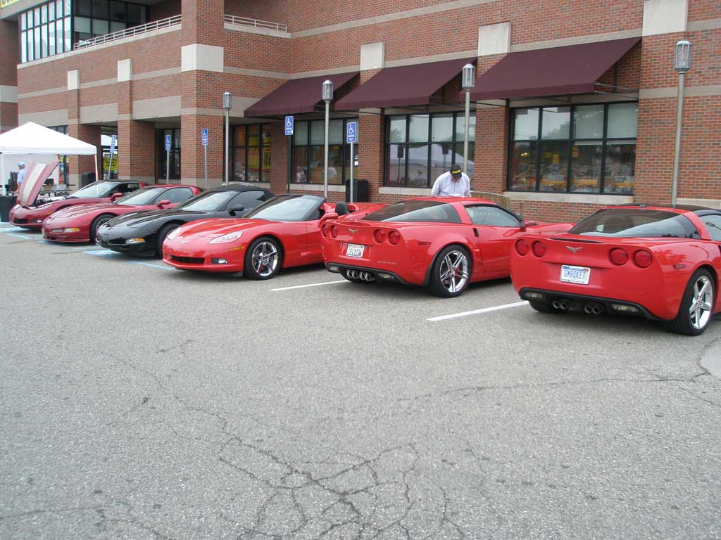 [PICS] The Corvettes of the Woodward Dream Cruise