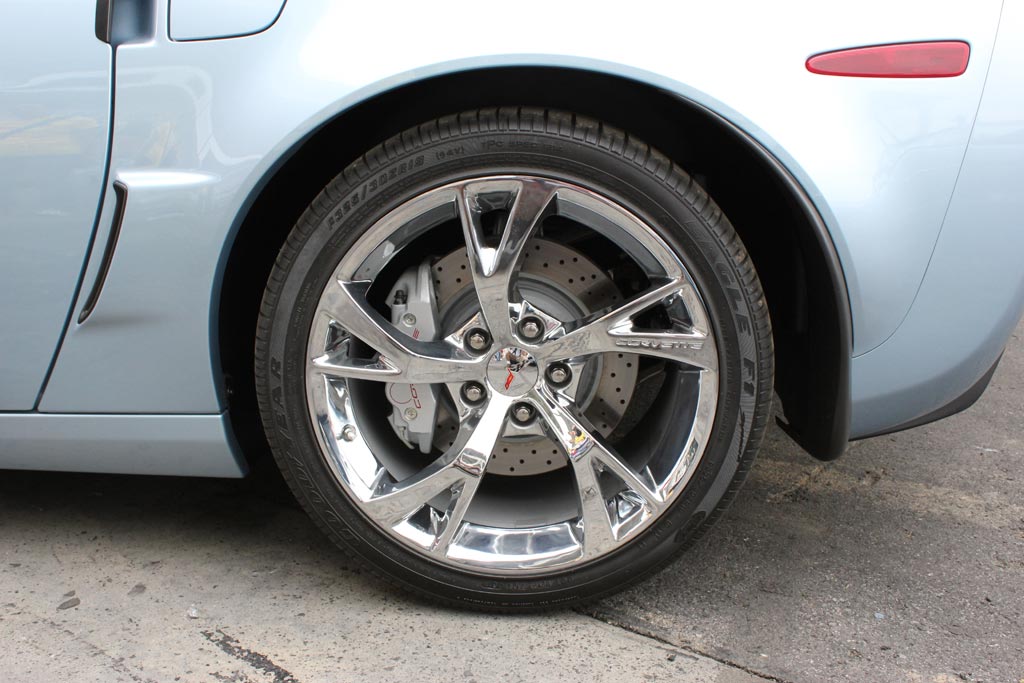 Corvettes at Carlisle: GM Shows Off New GCA Wheels and Stripes