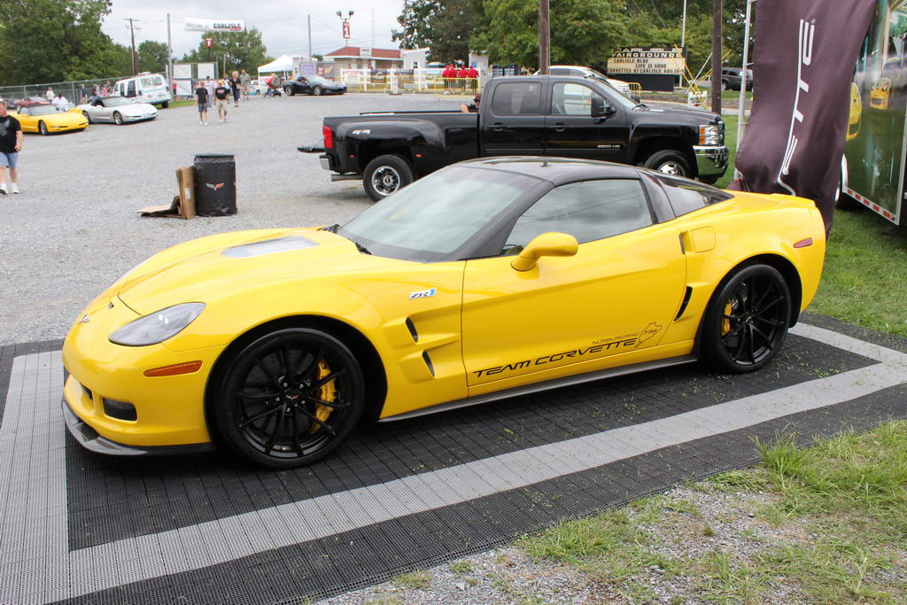 [PICS] Corvettes at Carlisle