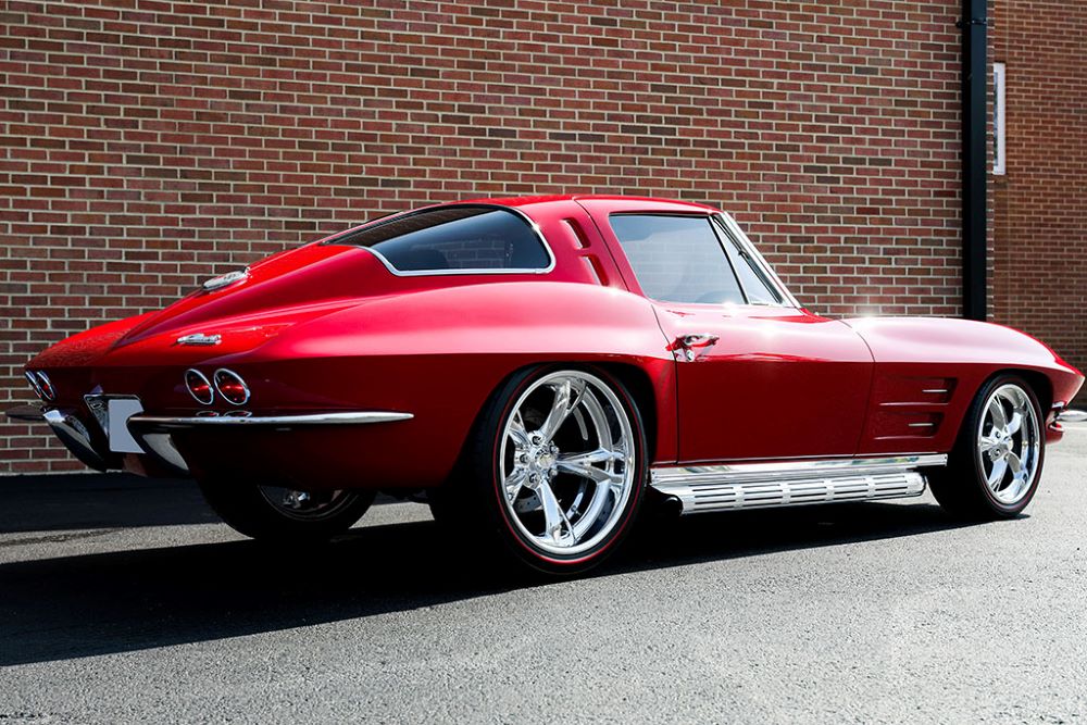 LS3-Powered Split-Window Corvette Restomod