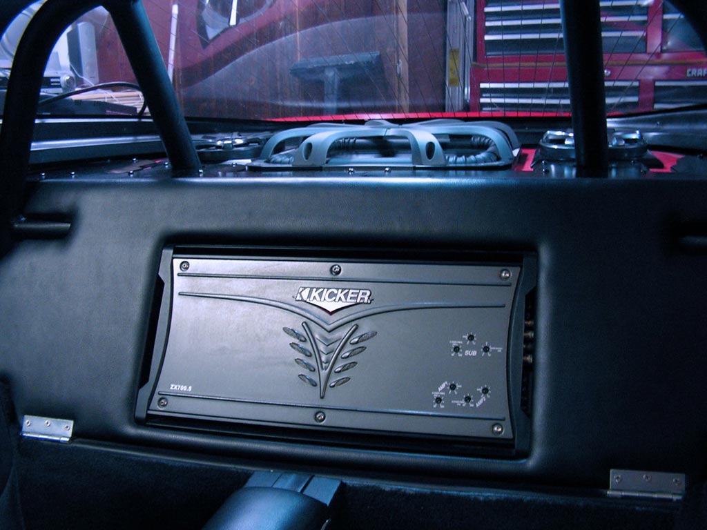 1981 Corvette Gets Custom iPad Install