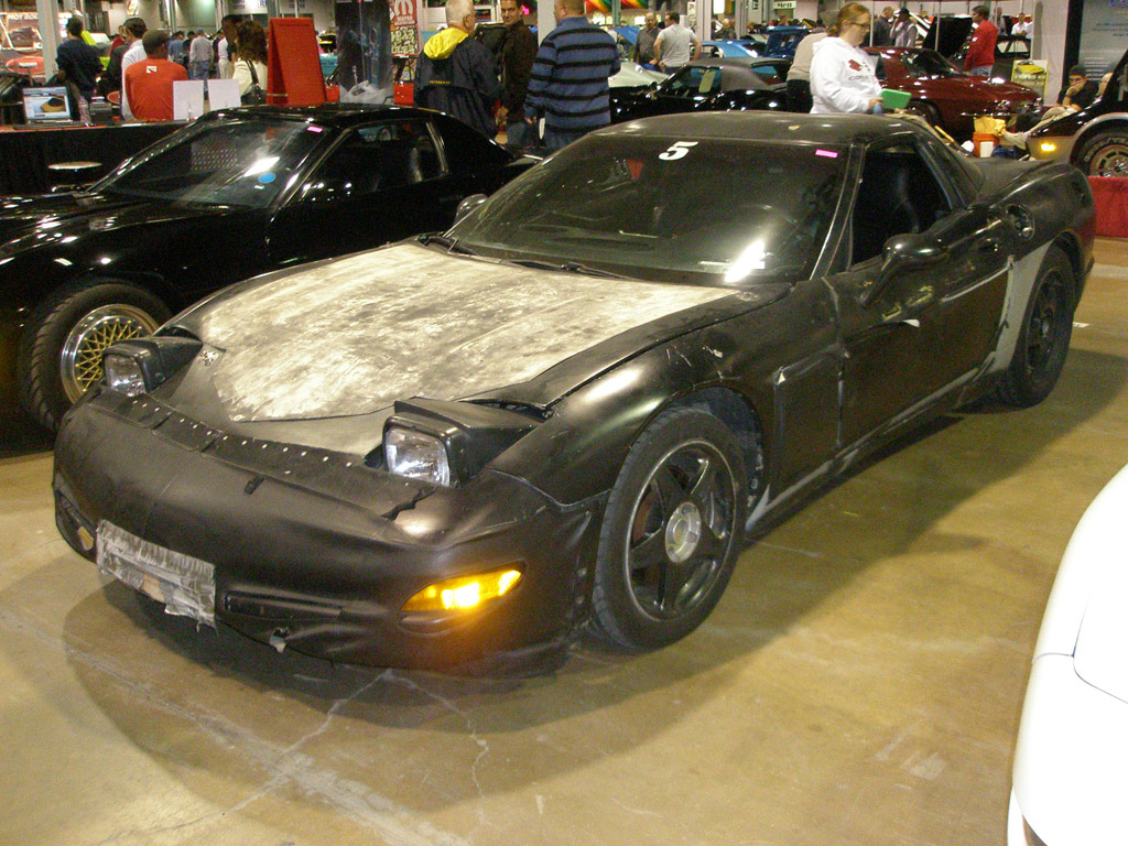 MCACN 2011: Mid America's Prototype C5 Corvettes