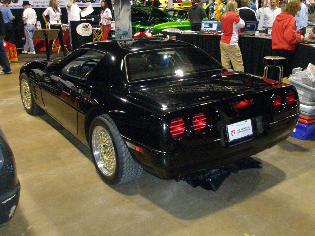 MCACN 2011: Mid America's Prototype C5 Corvettes