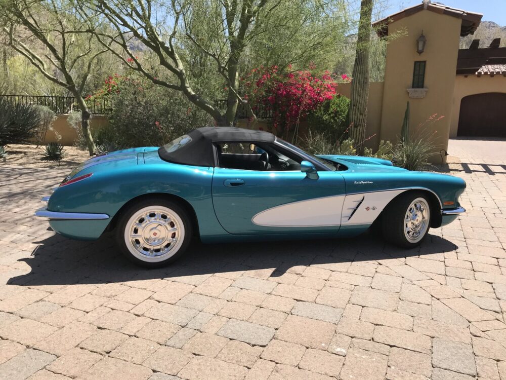 1958 Corvette - CR Coachworks Retrovette