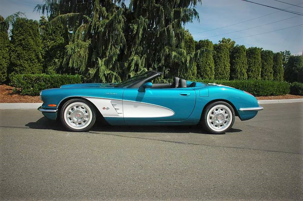 1958 Corvette - CRC Retrovette