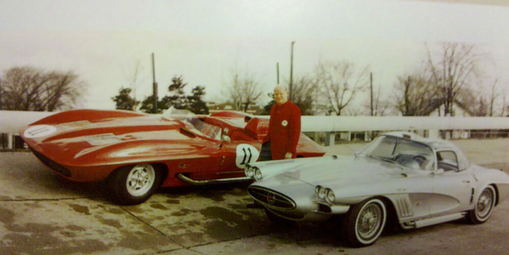 1958 XP-700 Corvette Concept w Corvette-Stingray