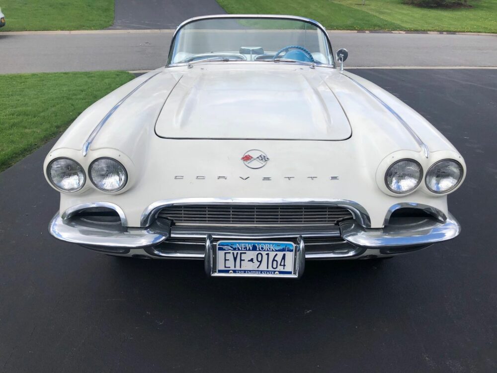 The Hoy's 1961 Chevrolet Corvette