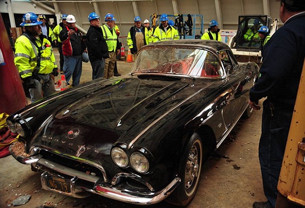 1962 Black Corvette