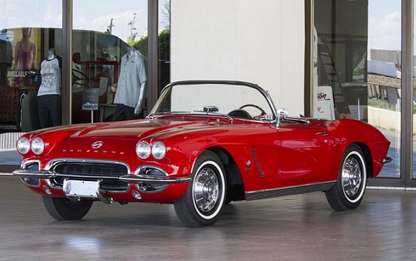 1962 Convertible Corvette