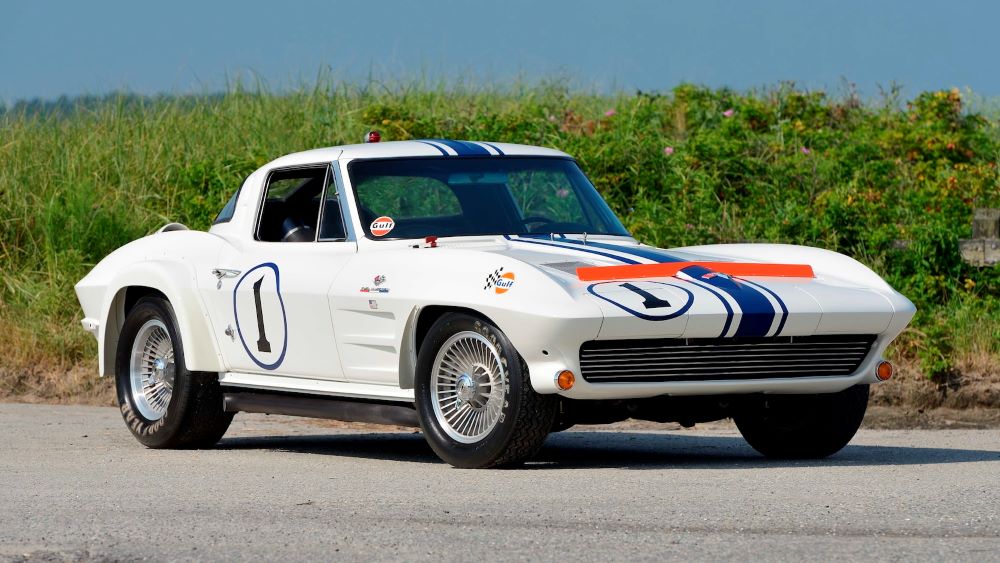 1963 Corvette Z06 Gulf One race car (Mecum)