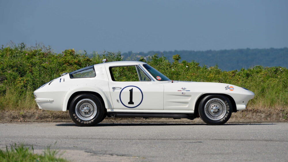 1963 Corvette Z06 Gulf One race car (Mecum)