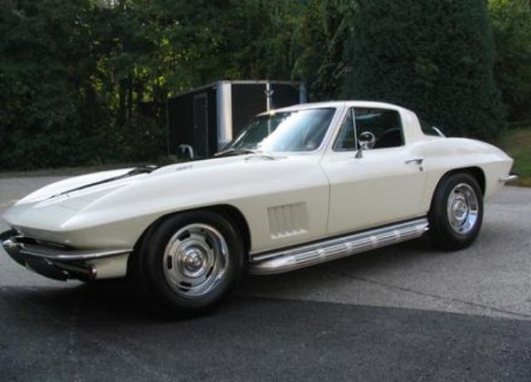 1967 Chevrolet Corvette 427-1.jpg