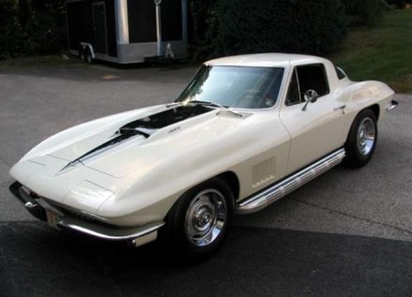 1967 Chevrolet Corvette 427.jpg