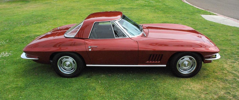 Marlboro Maroon Corvette