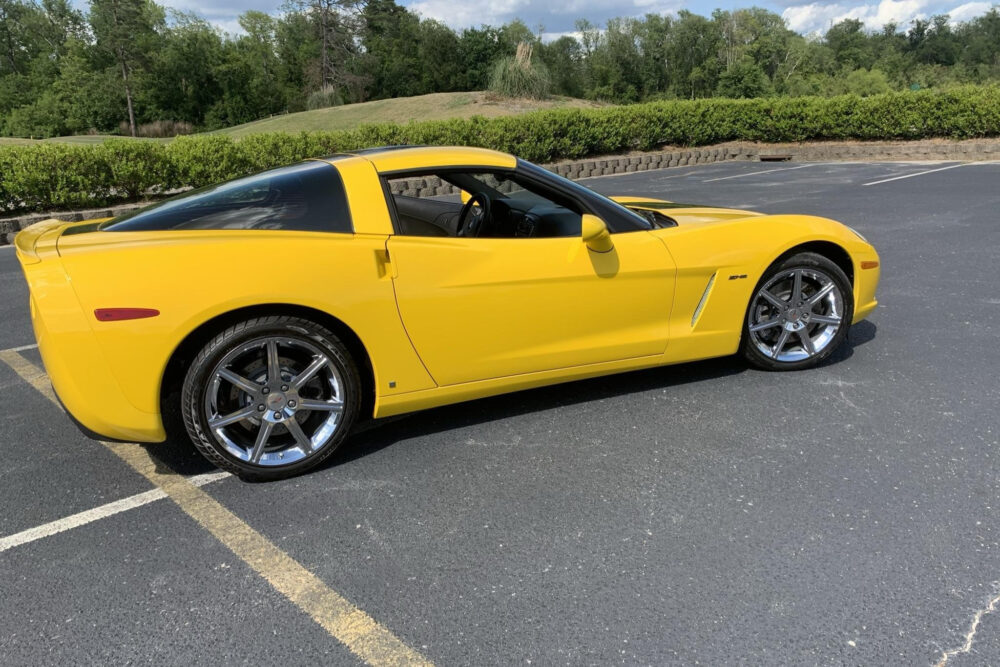 Hertz Corvette ZHZ