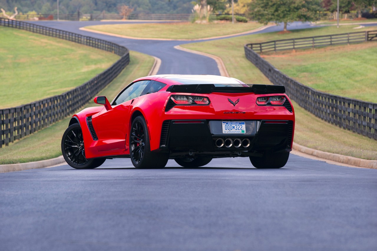 2015 Chevrolet Corvette Z06 (24)