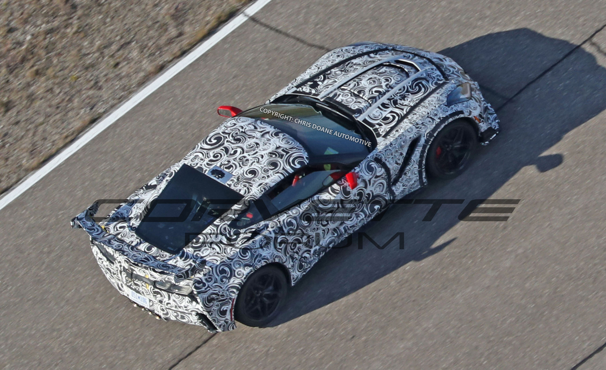 2018-chevrolet-corvette-zr1-spy-shots-13