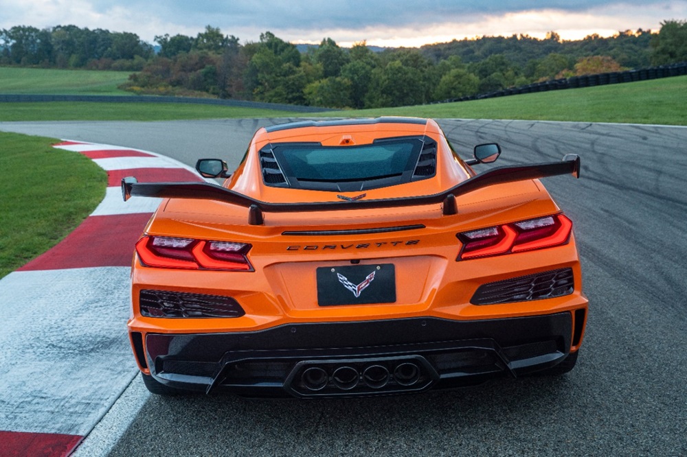 Active Aero of C8 Z06 Chevrolet Corvette