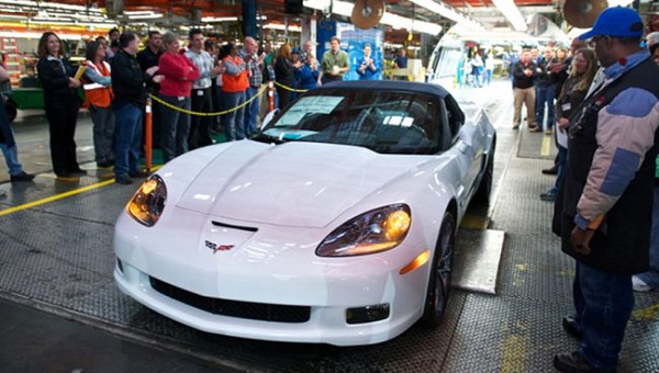 31-2last-2013-Corvette-C6-600x340