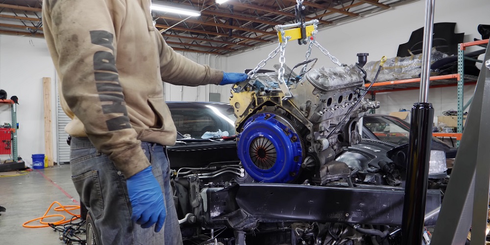 Rob Dahm Pulls LS6 from C5 Corvette Z06 for 13B Rotary