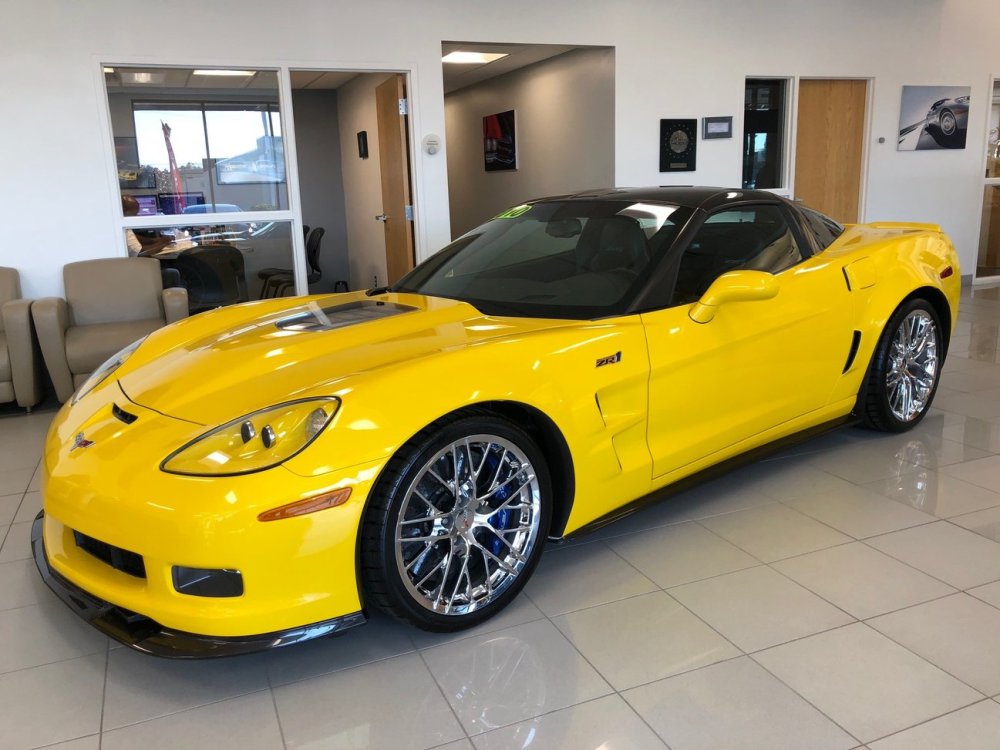 Velocity Yellow Corvette ZR1 FRont