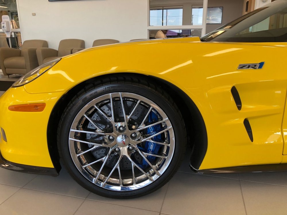 Velocity Yellow C6 Corvette ZR1 Front Wheel