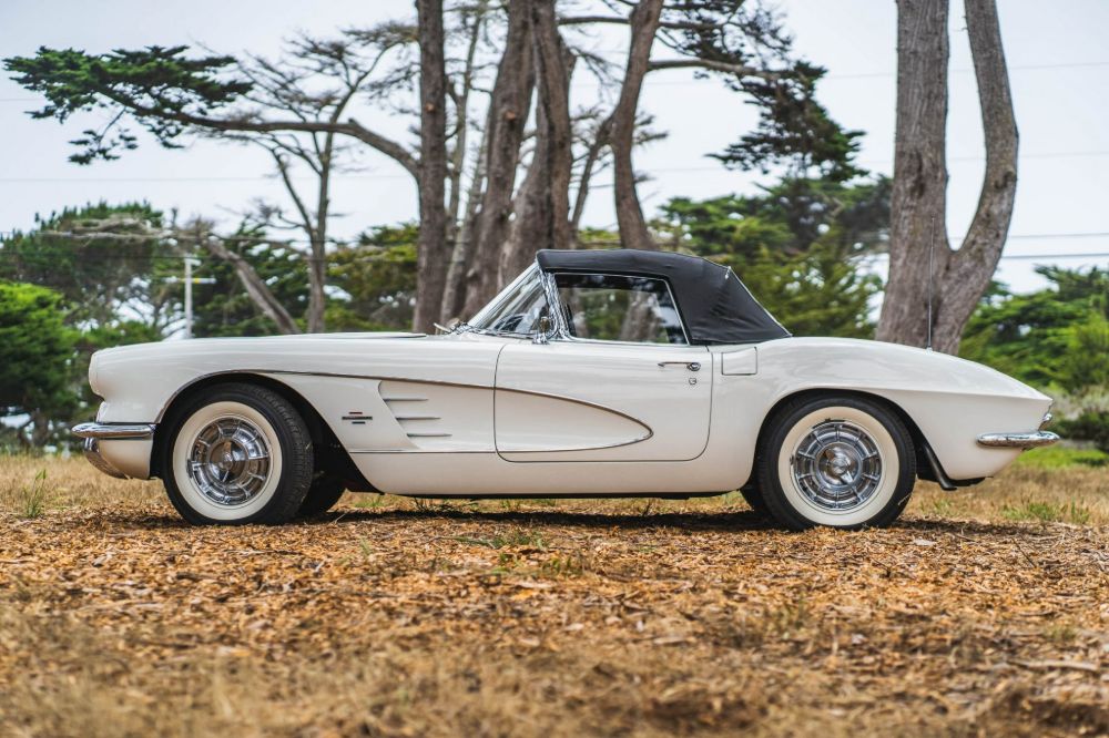 Gorgeous Celebrity-Owned 1961 Corvette