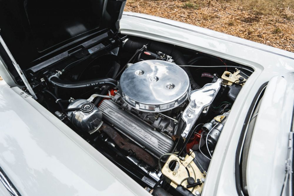 Gorgeous Celebrity-Owned 1961 Corvette