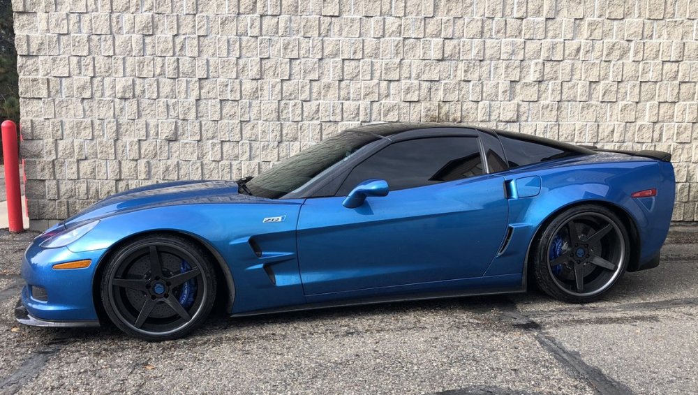 C6 Corvette ZR1 Side