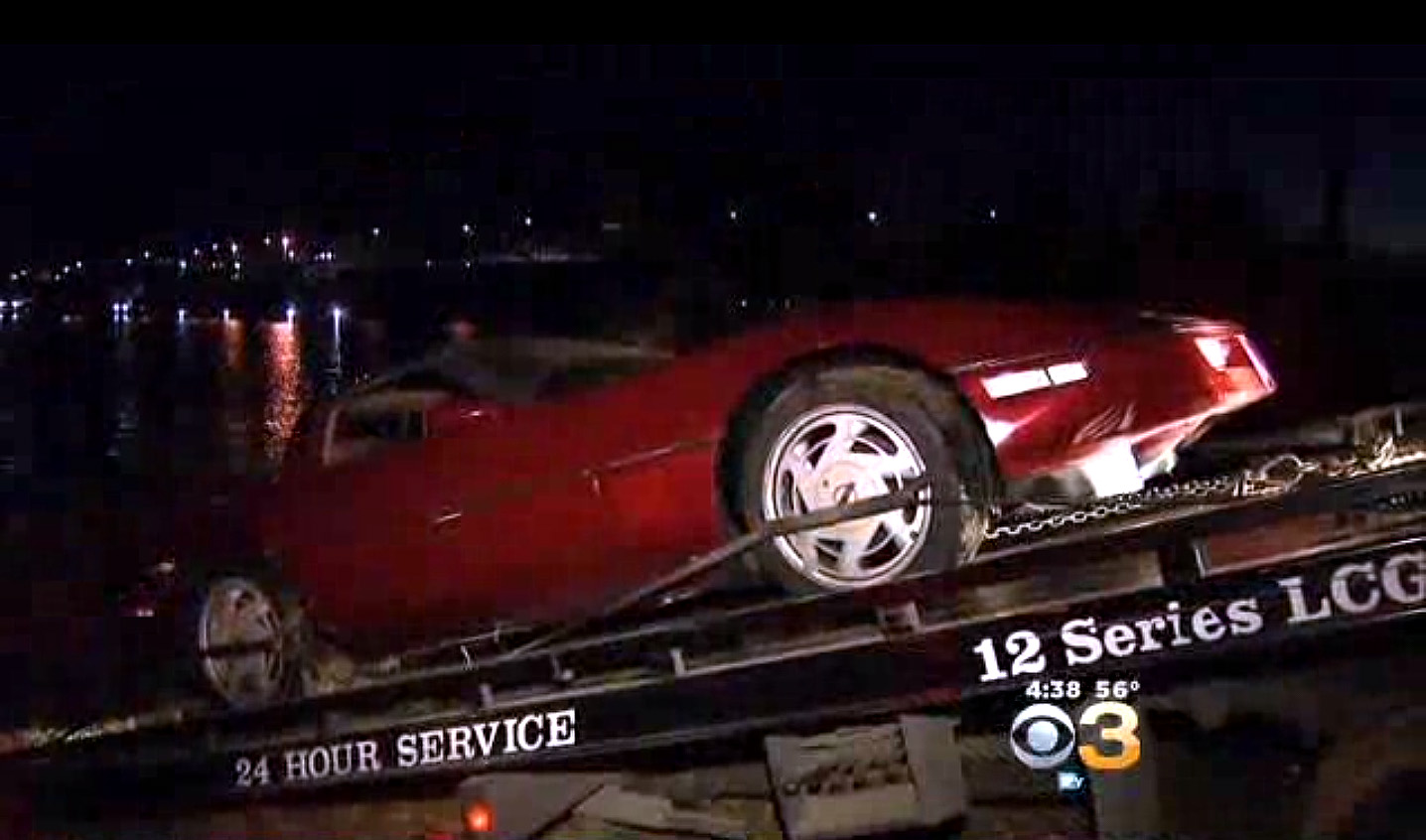 C4 Corvette being pulled out of the Delaware River