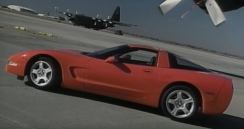 C5 Corvette in Red