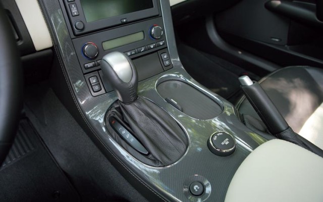 c6 center console