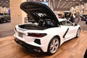 White Over Blue C8 Stuns at Oklahoma City Car Show