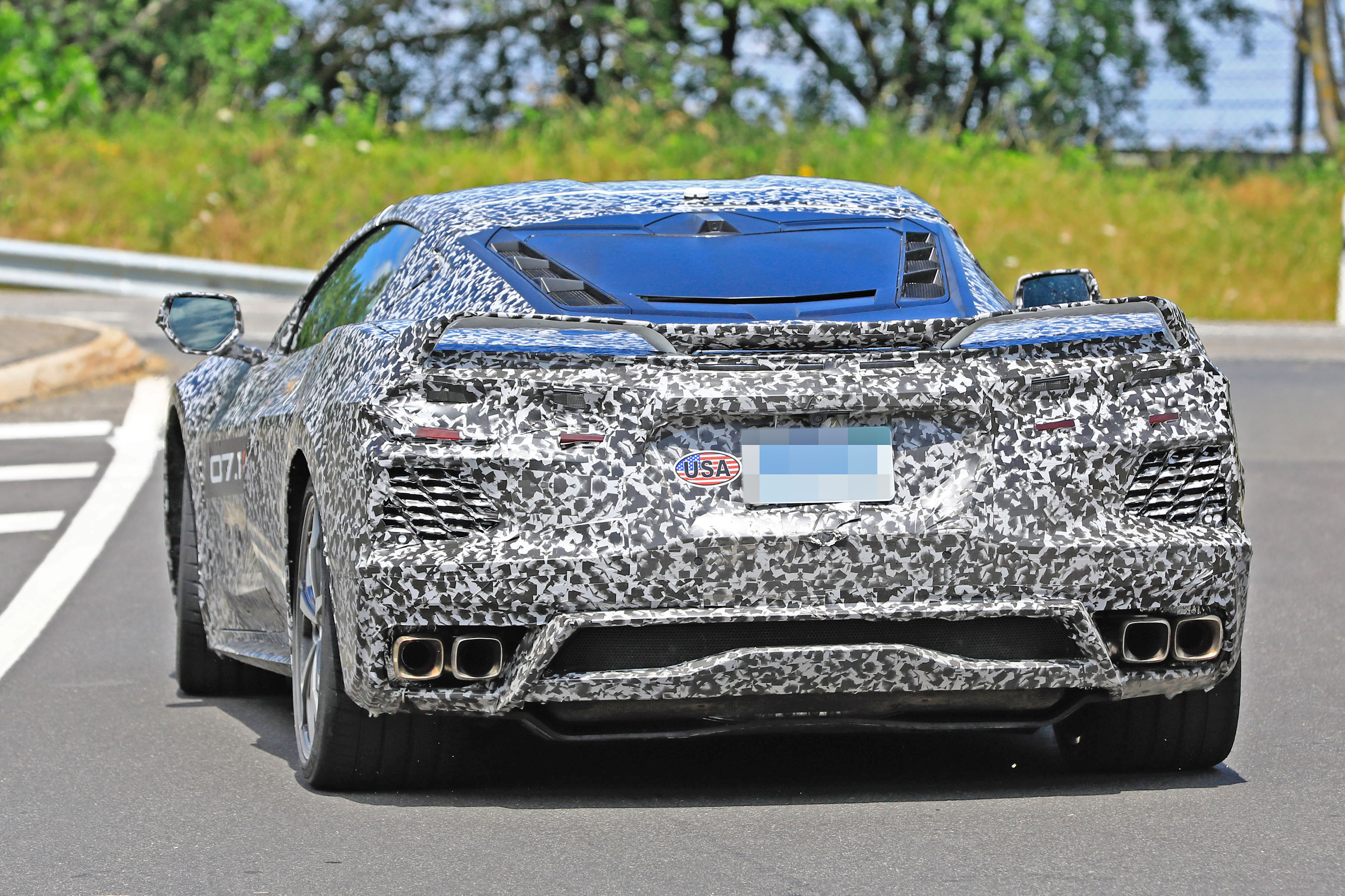 Mid Egine C8 Corvette Zora Spy Shots 2019 2020