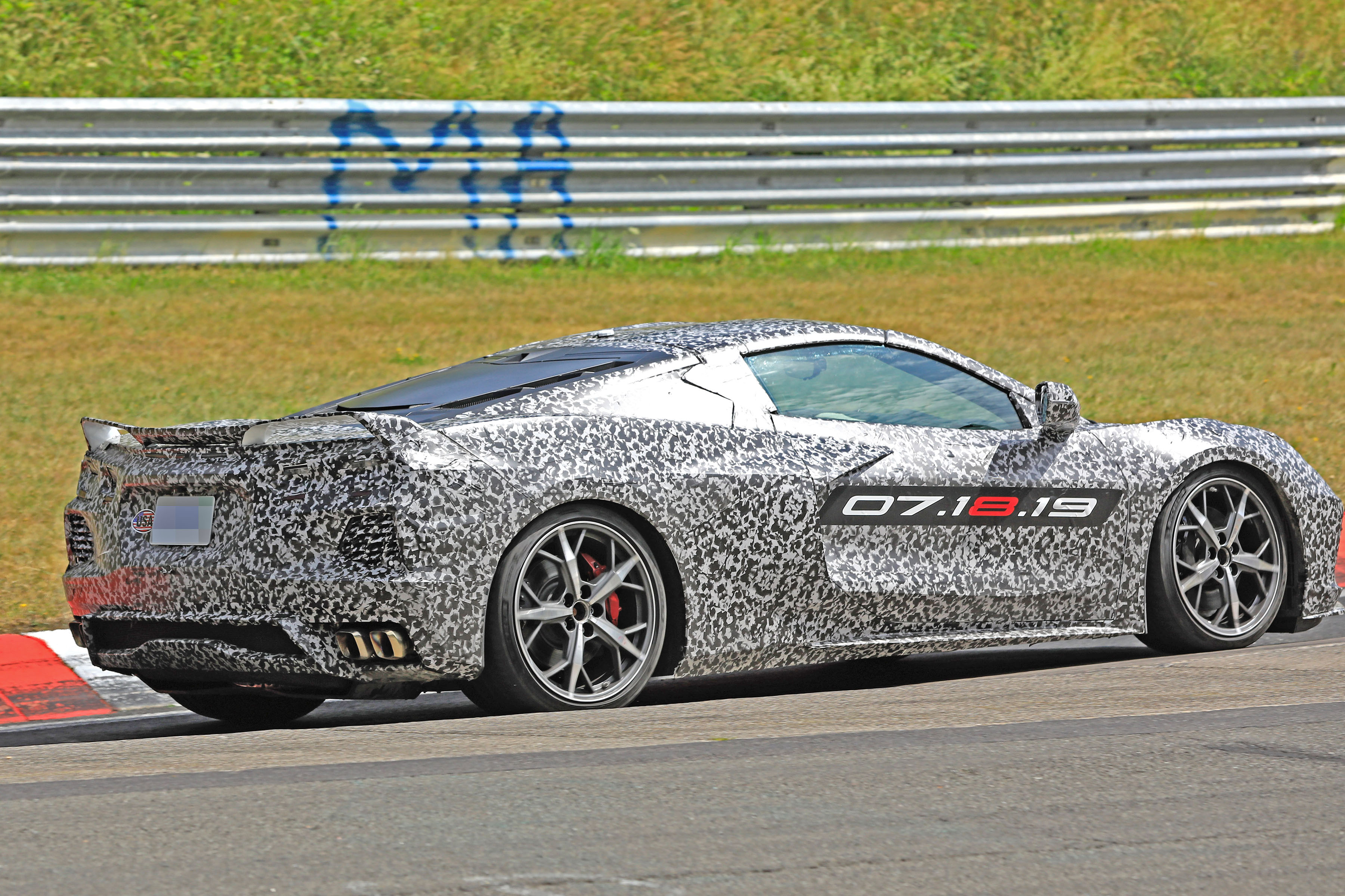 Mid Egine C8 Corvette Zora Spy Shots 2019 2020