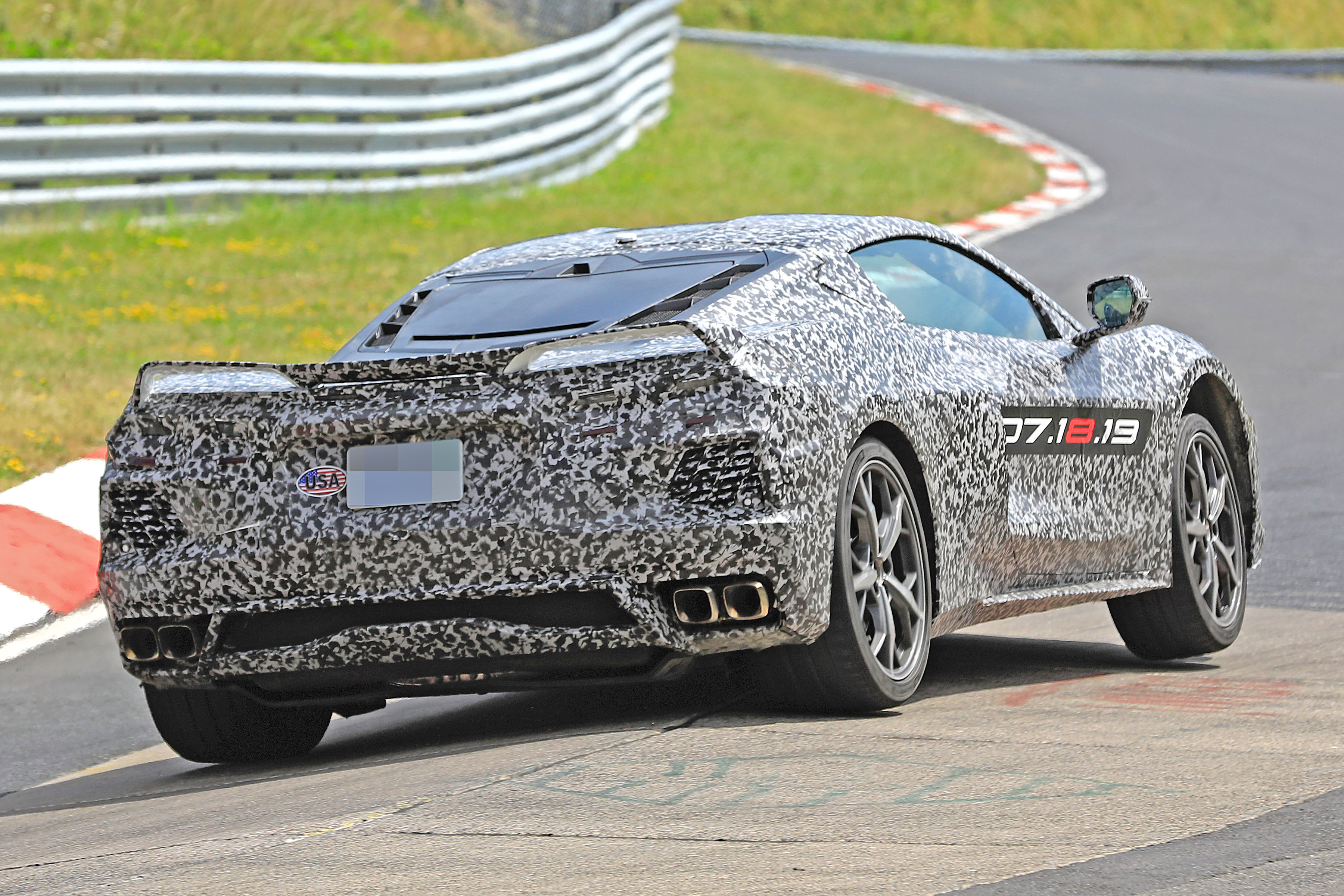 Mid Egine C8 Corvette Zora Spy Shots 2019 2020