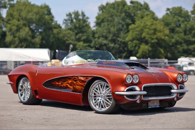 This Custom 1962 Corvette is in a Class if its Own