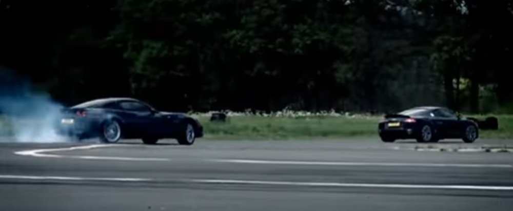 Corvette Chases R8