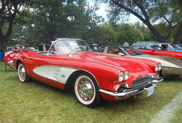 Classic Corvette Woodward Dream Cruise