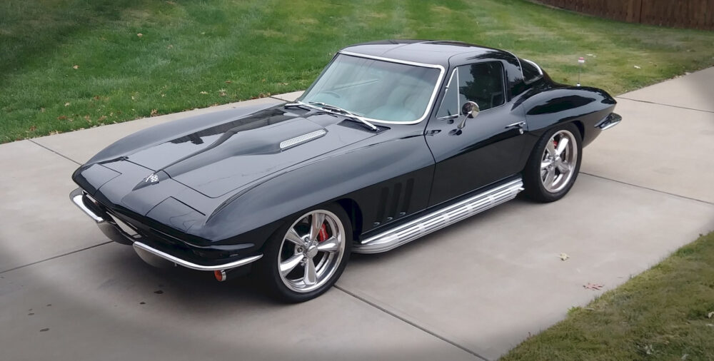 Sleek 1966 C2 Is Corvette of the Year 'Appearance Mods' Winner!