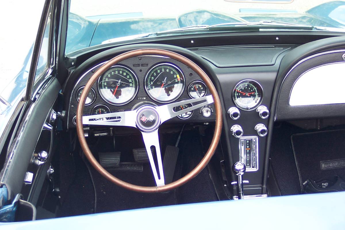 1967 C2 Interior