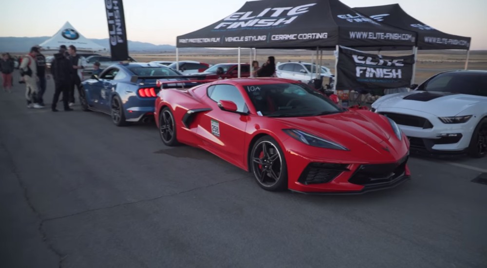 Corvette vs Shelby GT500