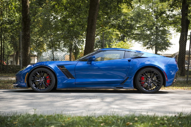 Corvette-Z06-3