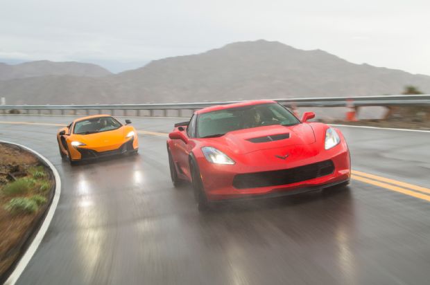 corvette-z06-vs-mclaren-650s-spider-23