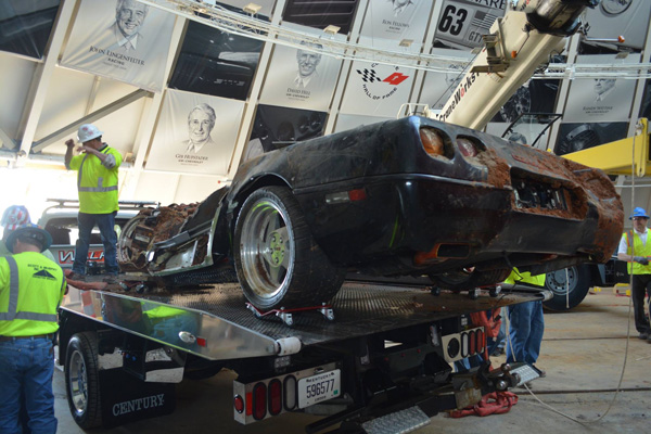 Corvette ZR-1 Spyder Removed from Sinkhole at National Corvette Museum Home